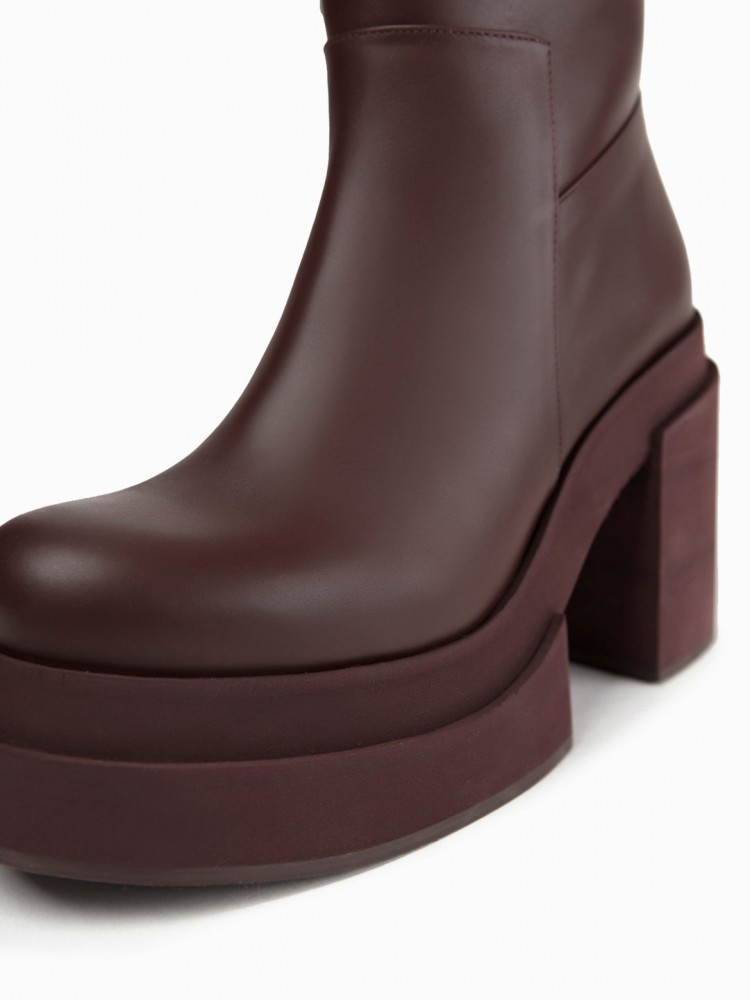 Paloma Barcelo melissa burgundy ankle boots